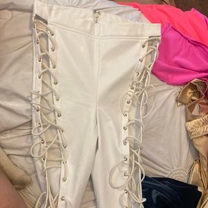 Fashion nice white laced pants size M